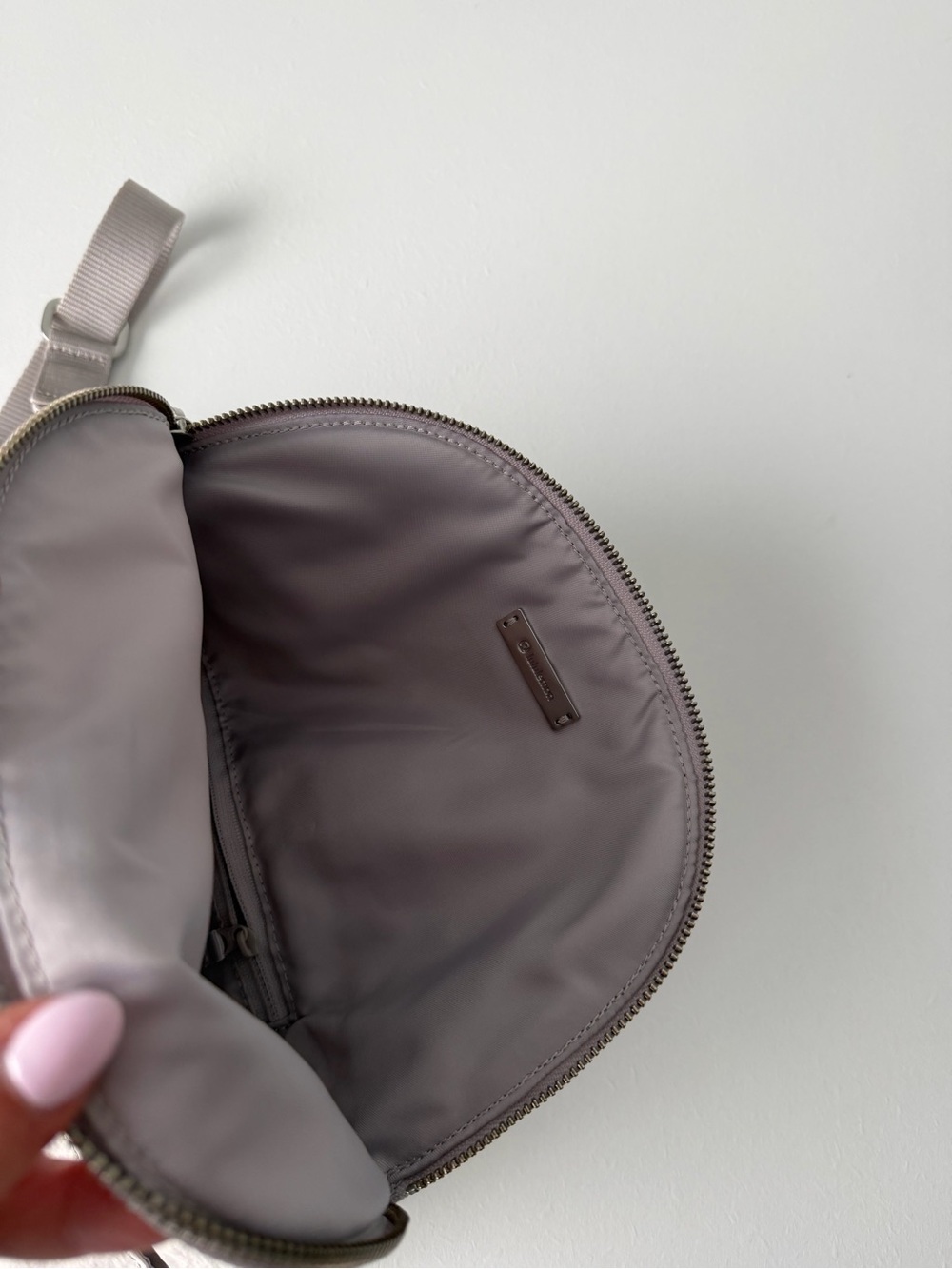 Lululemon All Night Festival 5L Bag Silver Drop - Picture 8 of 8